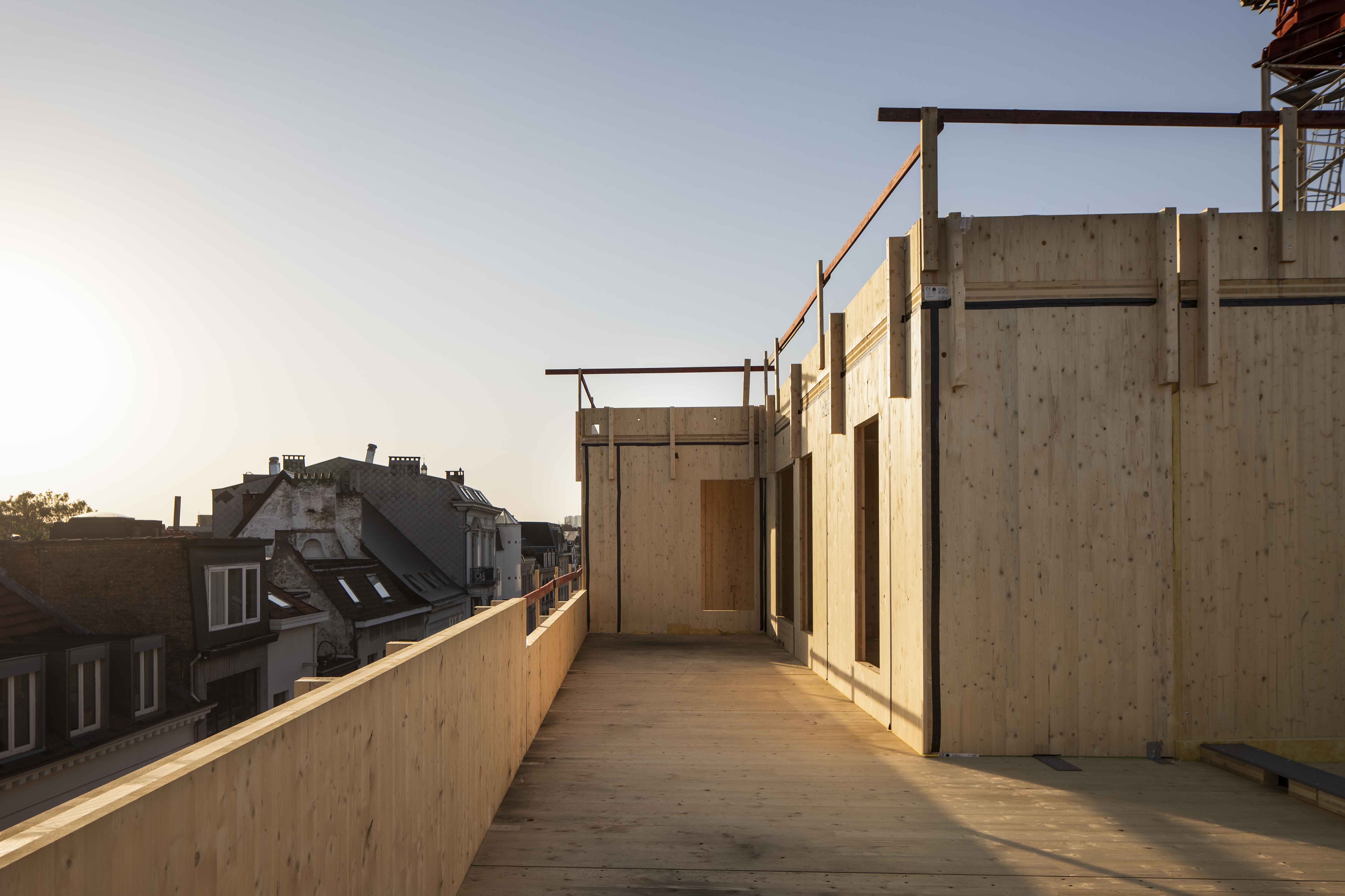 CLT: HET BOUWMATERIAAL VAN DE TOEKOMST