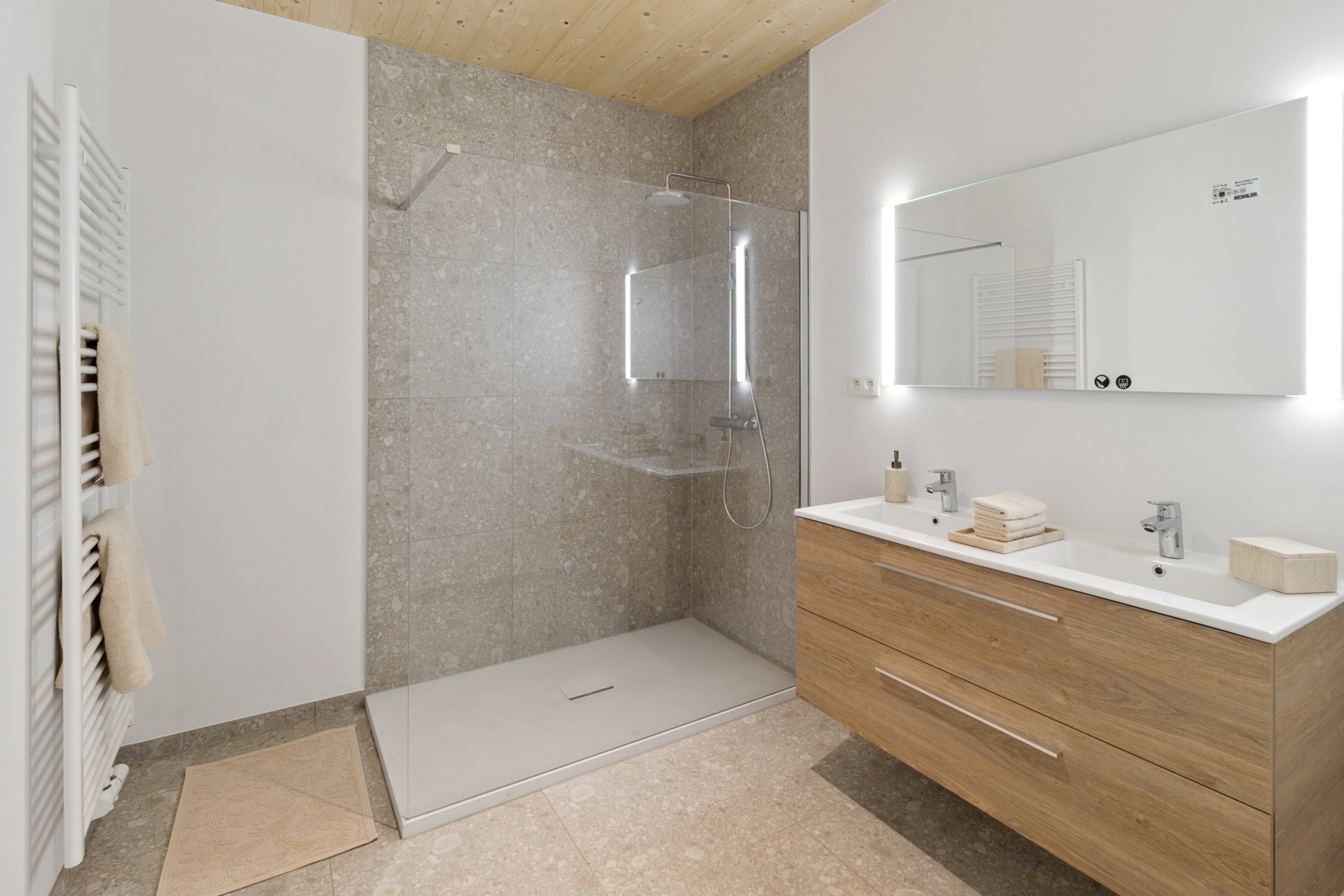 beeld van de badkamer in O3SHIFT Lier