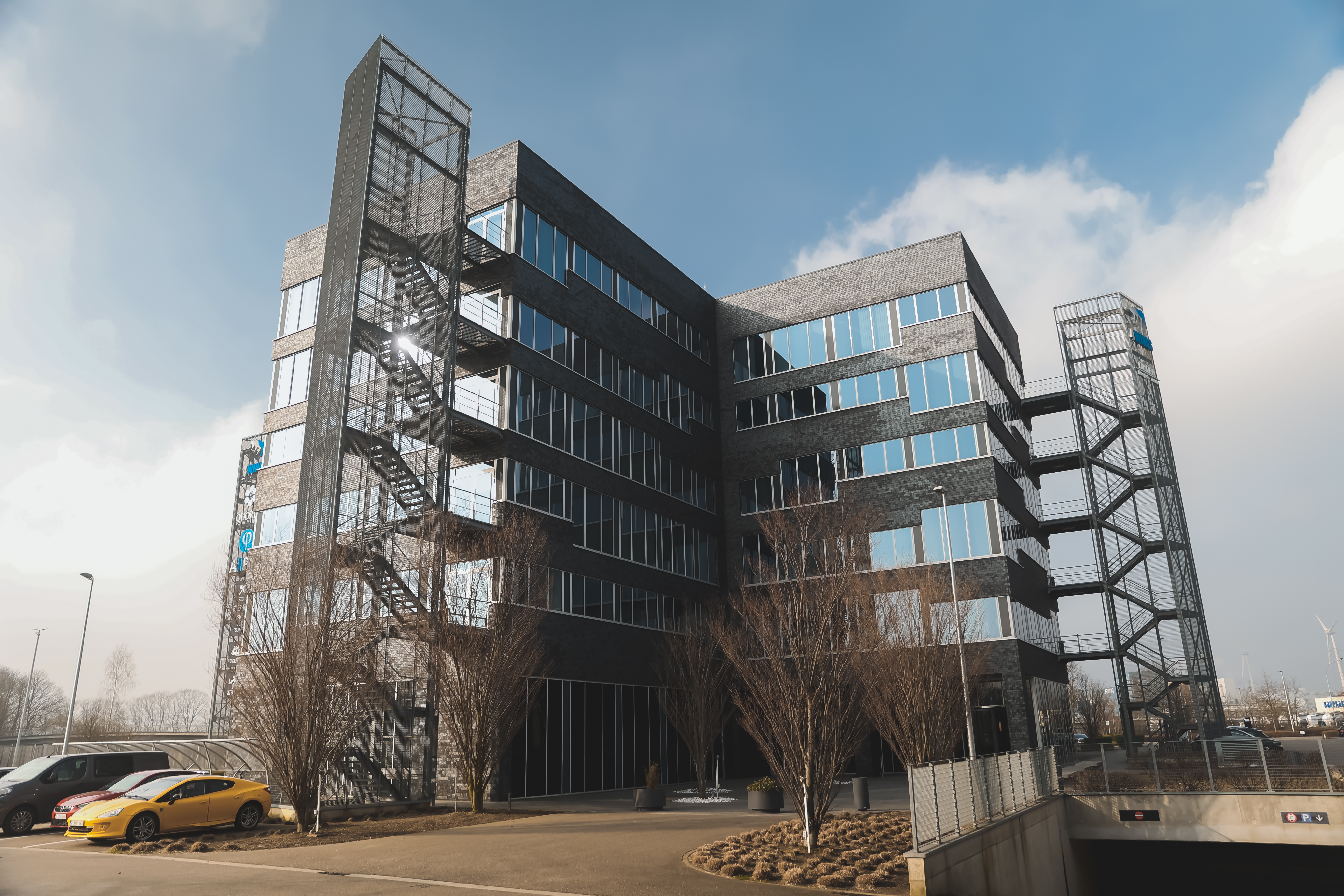 4wings gebouw te Oevel, Westerlo